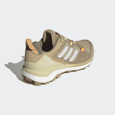 adidas Women's Terrex Skychaser Gore-tex 2.0, Beige Tone Crystal White Pulse Amber, 5.5