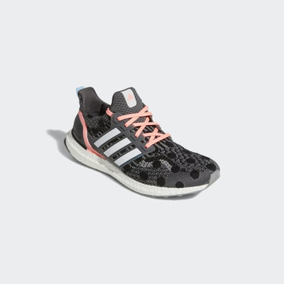 adidas Ultraboost 5 DNA Shoes Women's, Grey, Size 7