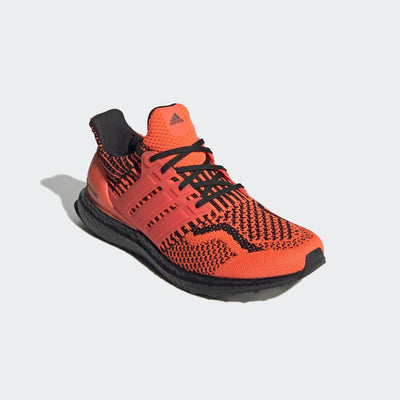 adidas Ultraboost 5.0 DNA Solar Red/Solar Red/Black 13 D (M)