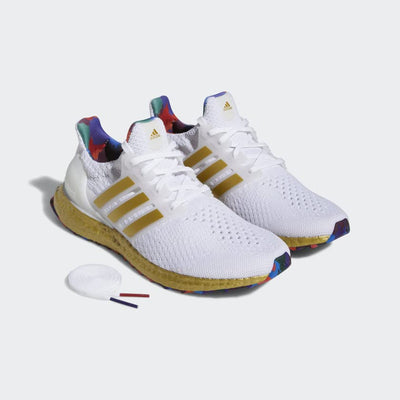 adidas Ultraboost 5.0 DNA Shoes Women's, White, Size 10