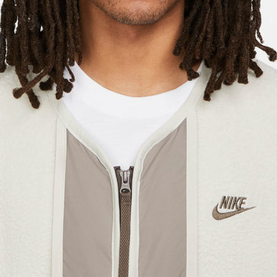 Nike Sportswear Sport Essentials+ Men's High-Pile Fleece Vest (Large, Light Bone/Moon Fossil/Ironstone)