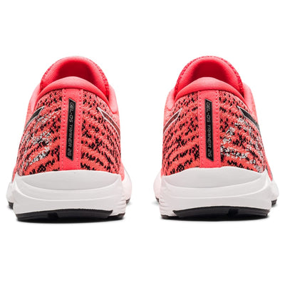 ASICS Women's Gel-DS Trainer 26 Running Shoes, 6, Blazing Coral/Black