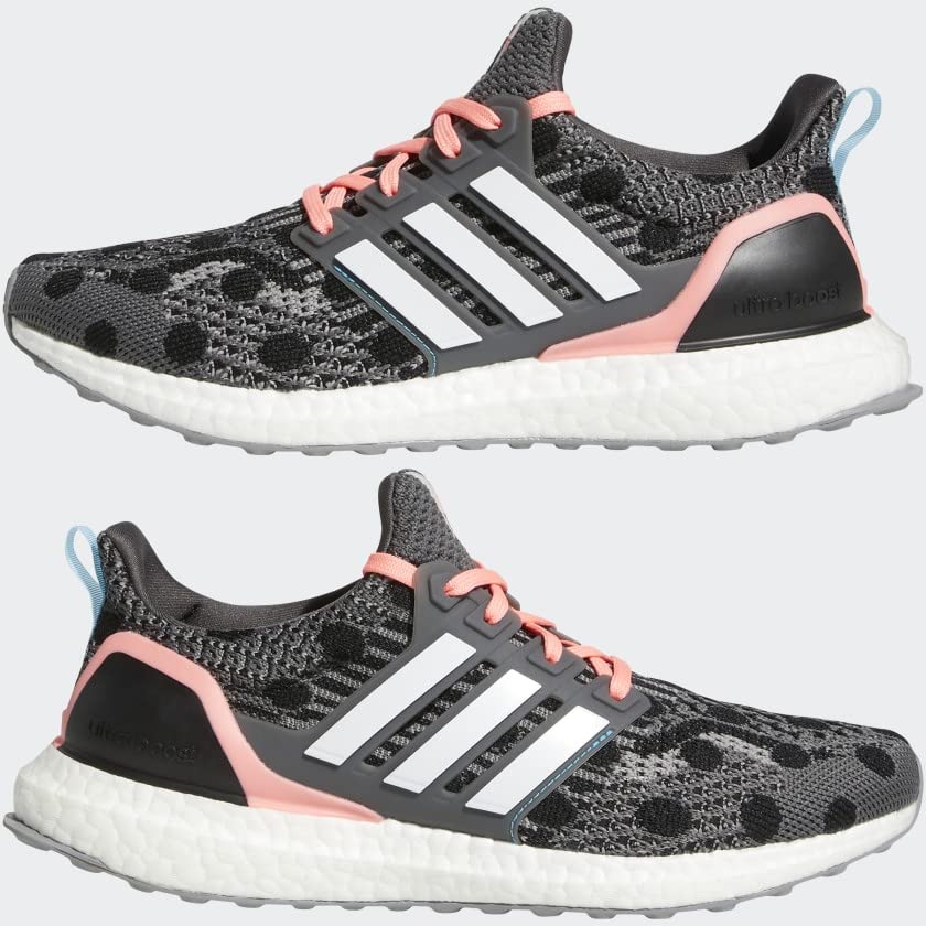 adidas Ultraboost 5 DNA Shoes Women's, Grey, Size 7