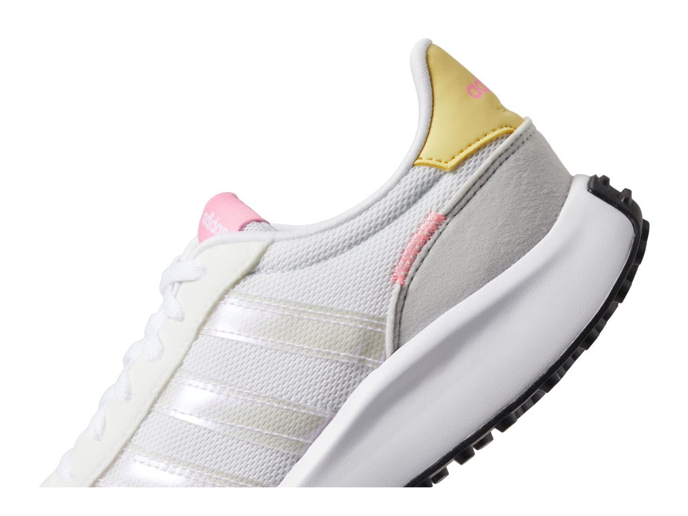 adidas Girl's Run 70s (Little Kid/Big Kid) White/Bliss Pink/Beam Pink 3 Little Kid M