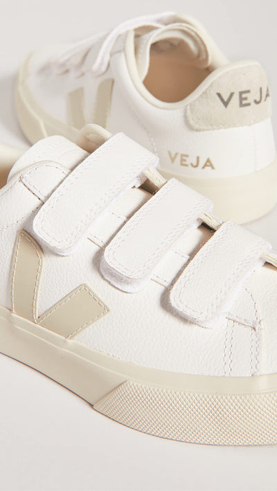 Veja Women's Recife Logo Sneakers, Extra White/Pierre/Natural, 4 Medium US