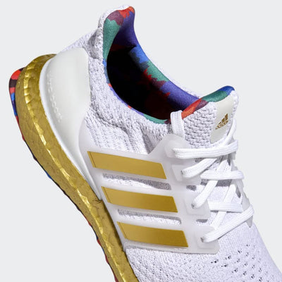 adidas Ultraboost 5.0 DNA Shoes Women's, White, Size 10