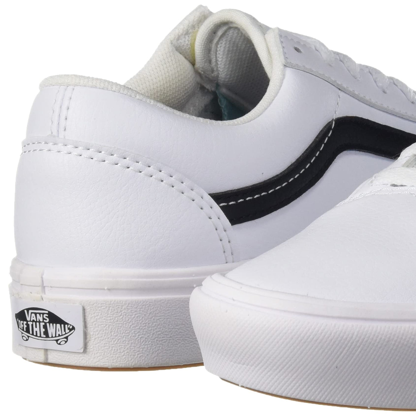 Vans Men's Old Skool Sneaker, (ComfyCush) Classic Tumble/True White, Size 4