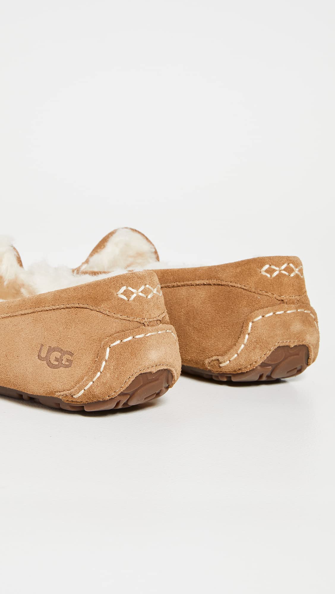 UGG Women's Ansley Slipper 10 Chestnut