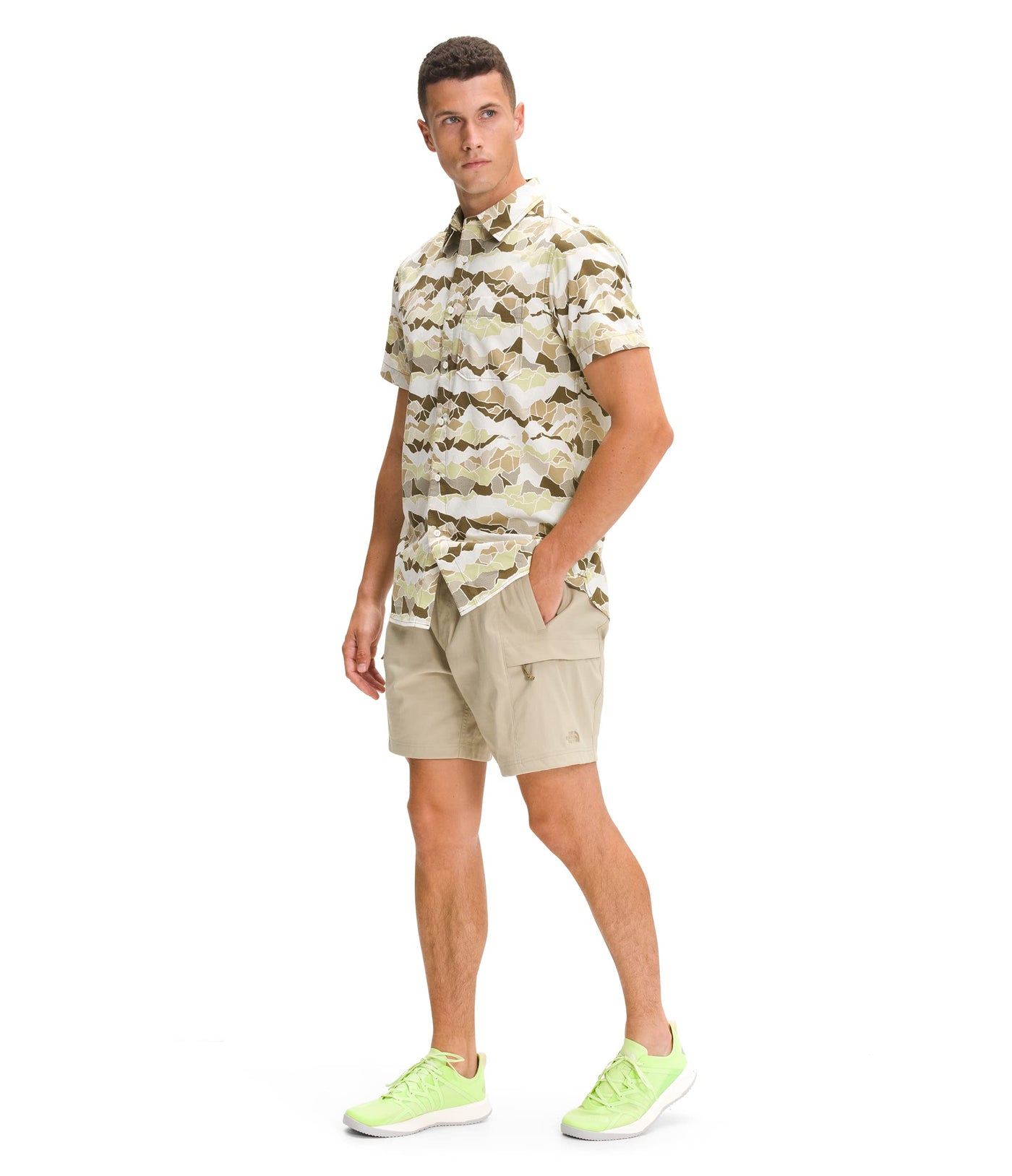 THE NORTH FACE Short Sleeve Baytrail Pattern Shirt - Men's Military Olive Mountain Camo Print, L