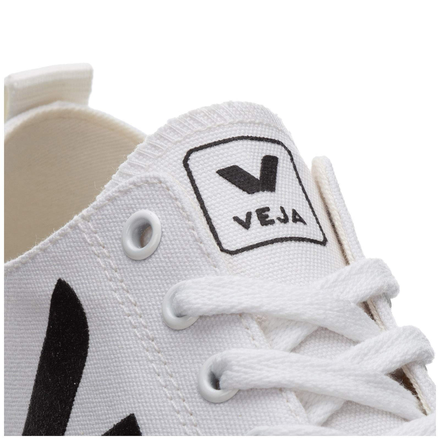 Veja Women Nova Sneakers White/Black 5 US